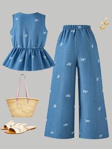 SHEIN Elladie kids 两件套女童夏季套装：圆领无袖蝴蝶结印花露脐上衣（饰有蝴蝶结），休闲直筒裤，时尚度假及海滩派对套装 - 藍色 - 查看 2
