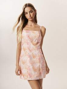 Willow Rêve Beaded Fitted Embroidered Women's Mini Dress, Heavily Decorated And Luxurious - Baby Pink - View 4