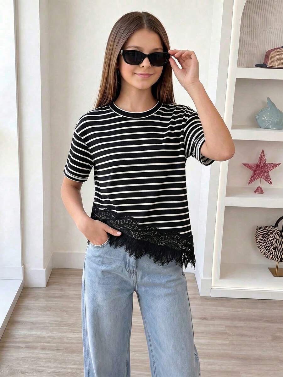 SHEIN 青少年女孩黑白條紋短袖T恤,寬鬆對比蕾絲休閒優雅上衣 - 黑與白 - 查看 1