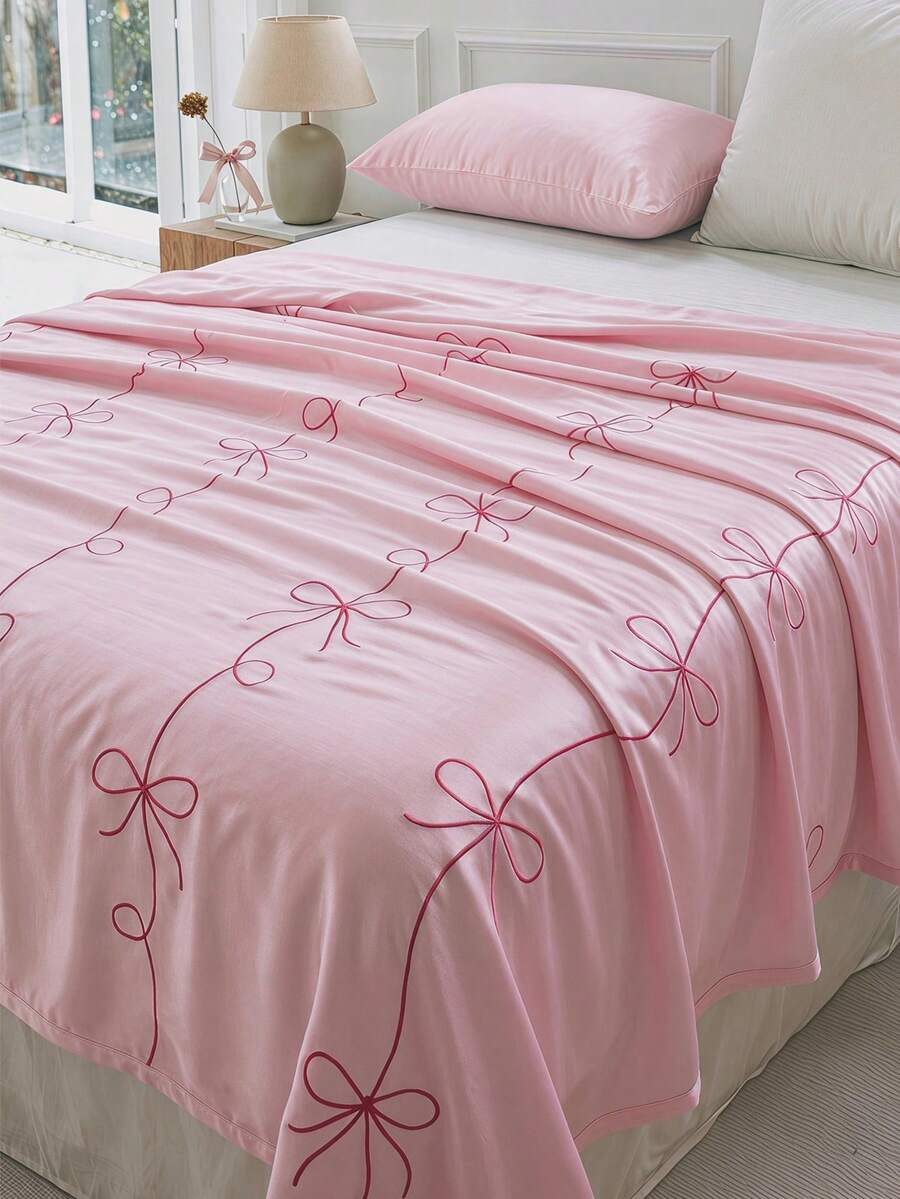 1 buah Selimut Polyester Bermotif Pita, Terasa Sejuk, Kreatif dan Menyenangkan, Terbuat dari Polyester yang Nyaman dan Bernapas, Cocok untuk Musim Panas, Digunakan di Kamar Tidur, Dekorasi Rumah - Berwarna merah muda - View 1