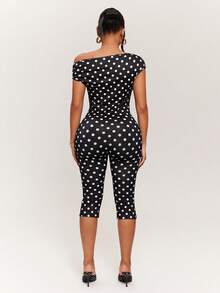 Radiana Sexy Casual Minimalist Black & White Polka Dot Jumpsuit, Asymmetrical Asymmetrical Shoulder Tight Jumpsuit, Gold Metal Buckle Decor Jumpsuit, Casual Jumpsuit, Casual Wear, Casual Pants, 3/4 Length Jumpsuit, Tight 3/4 Pants, High Elasticity Knit Fabric, Body-Hugging Silhouette, Suitable For Casual Outings, Shopping, Dates, Gatherings, Parties, Nightclubs, Cocktail Events, Urban, Commuting, Holiday Trips - Black and White - View 4