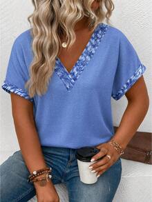 EMERY ROSE Plus Size Women's Spring/Summer New Knitted Denim Print Casual V-Neck Short Sleeve Turnup Cuff, Curved Hem Leopard Print Plus Size T-Shirt - Multicolor - View 3