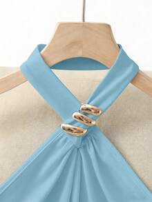 Top corto sin mangas decorado con metal negro, top de punto ajustado de verano informal con bajo asimétrico RR0K - Azul - Ver 3
