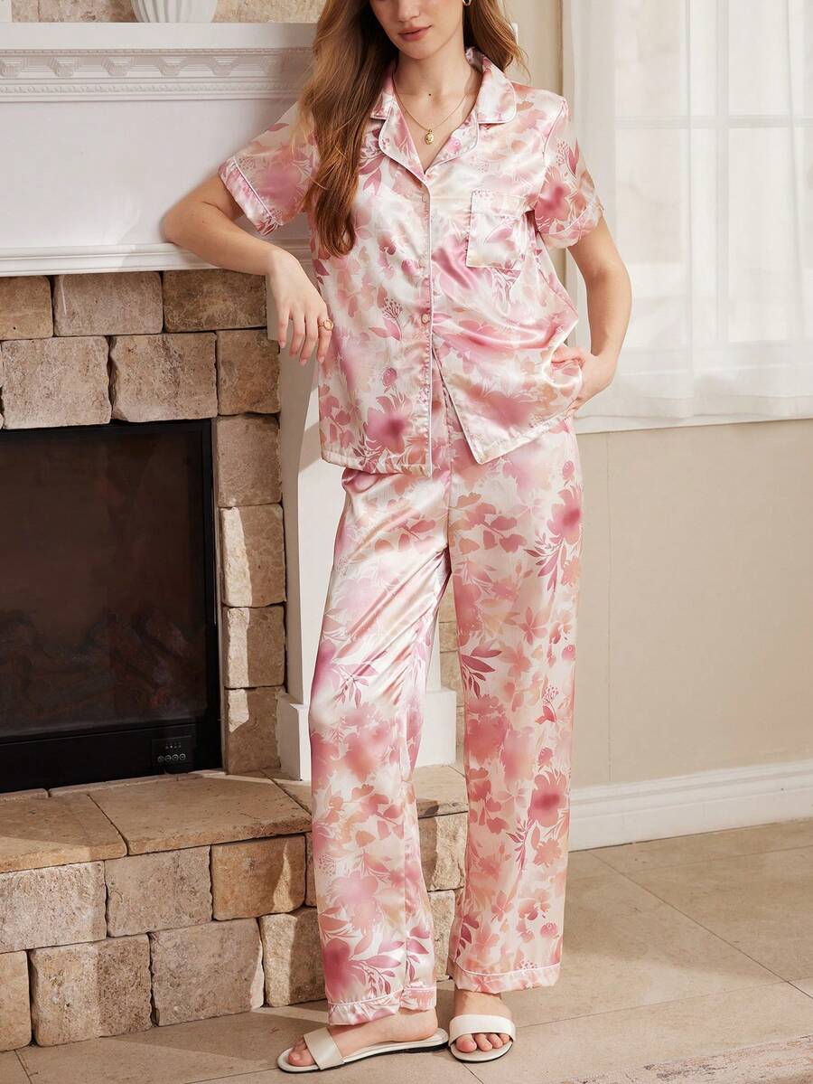Moireta 成熟、优雅、浪漫的墨花印花翻领纽扣舒适缎面女士睡衣套装 - 彩色 - 查看 1
