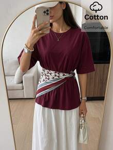 Solavon Set de 3 piezas: Camiseta de mujer de manga corta y cuello redondo de unicolor, falda midi y delantal estampado a rayas - Multicolor - Ver 3