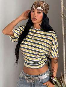 Coolane 女士夏季极简主义 Y2K 基础日常休闲返校街头风弹力白色宽松褶皱短款T恤 - 彩色 - 查看 4
