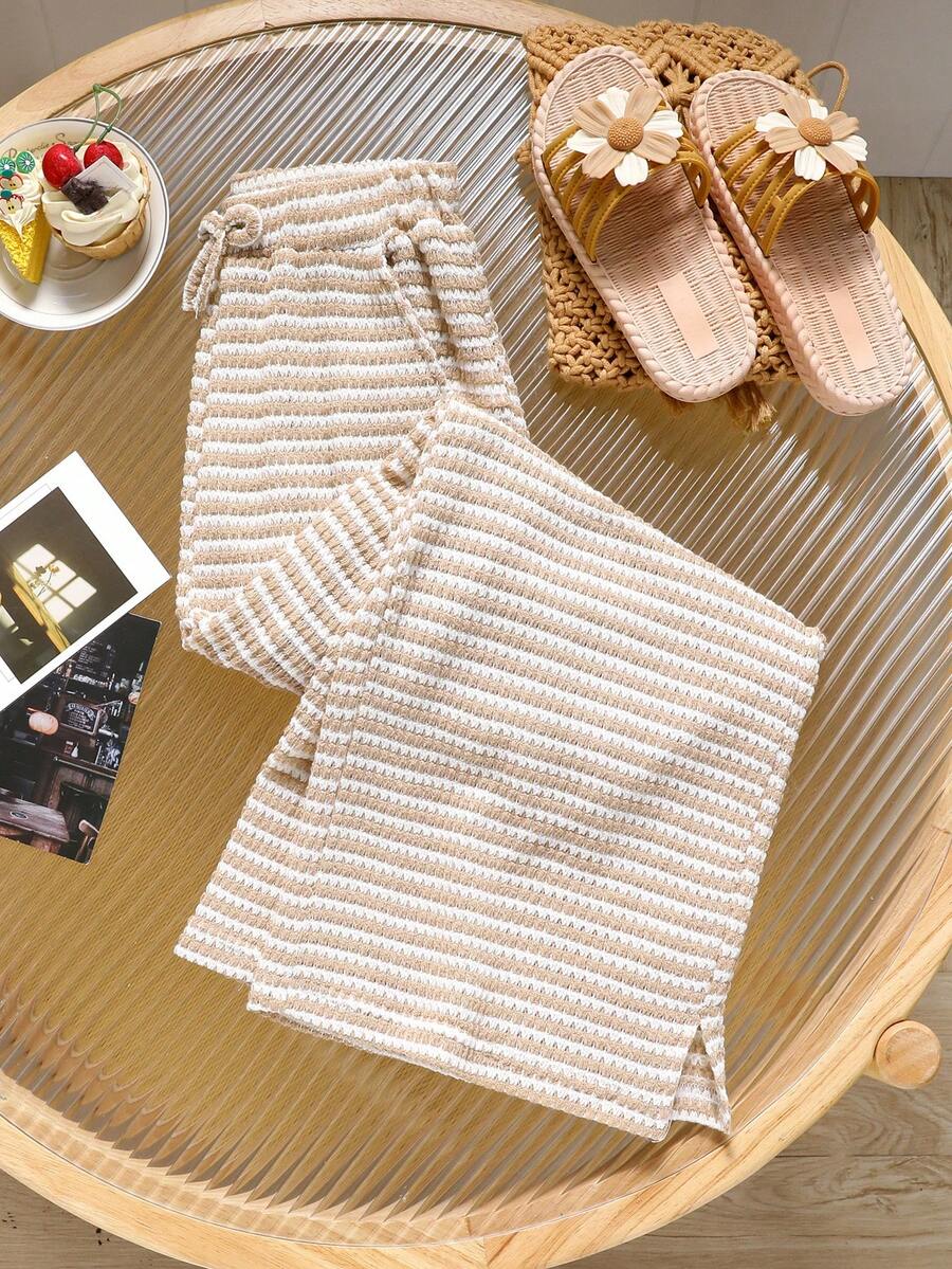 Quần ống rộng phong cách vintage cho bé gái, họa tiết báo đen ôm dáng, thiết kế ống rộng, dáng suông côn, cạp chun và dây rút, phong cách thường ngày đa năng, phù hợp mặc đi chơi và mùa tựu trường - Nhiều màu - Xem 1