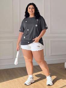 SHEIN EZwear 大码蓝色雏菊刺绣休闲短袖T恤，春夏款 - 深灰色 - 查看 4
