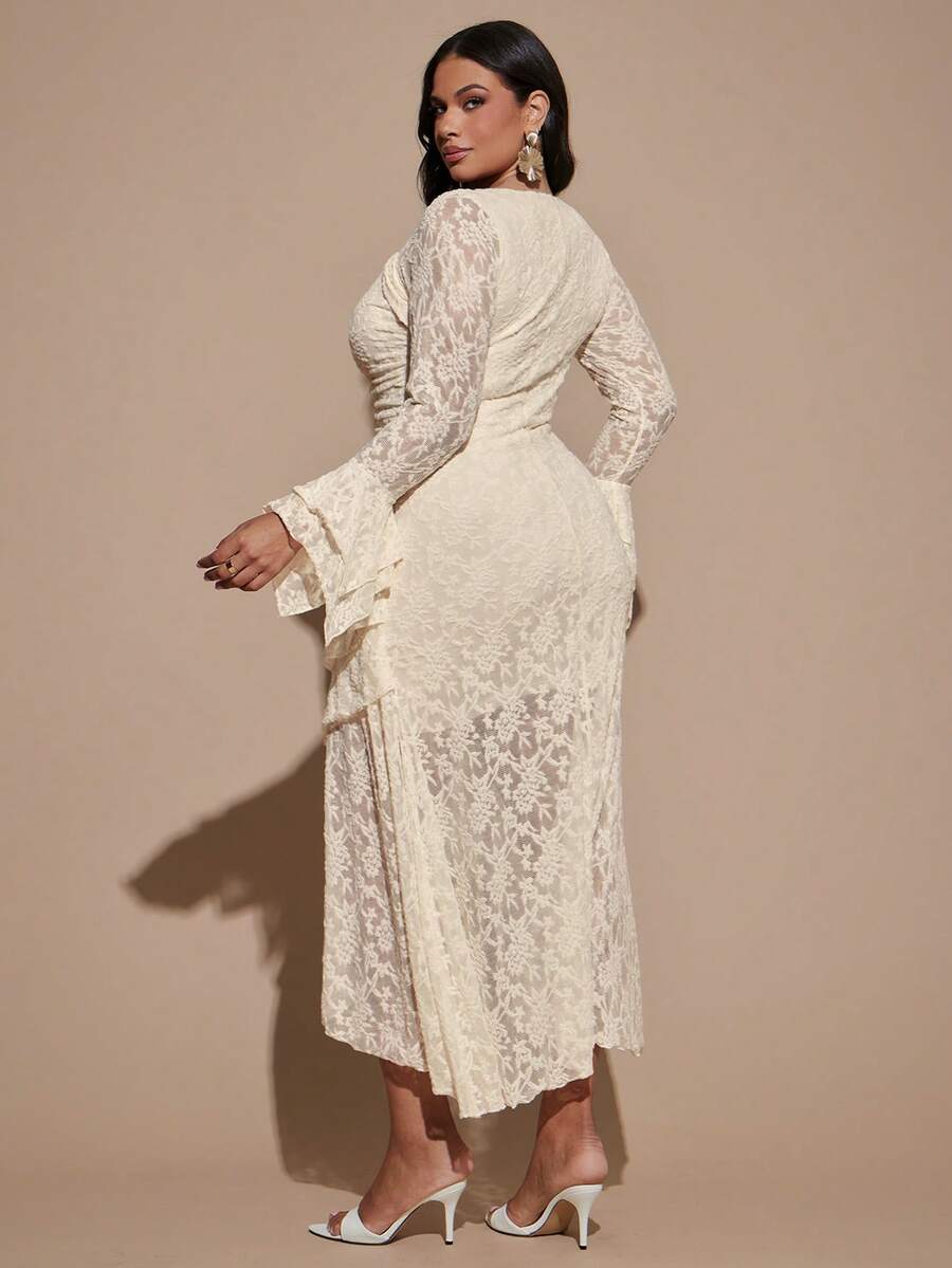 SHEIN BAE CURVE 大尺碼女款咖啡棕色細肩帶短洋裝 - 杏色 - 查看 1