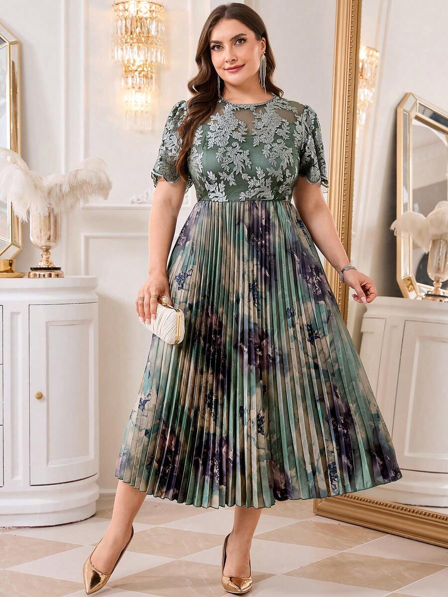 Reflora Plus Size Round Neck Raglan Short Sleeve Pleated Dress, Elegant Summer Fashion - Green - View 1