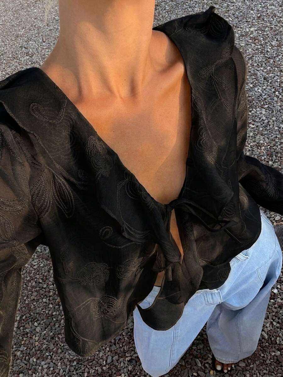 Strévra 黑色V領綁腰紋理布料女款襯衫,約會之夜秋季優雅度假長袖 - 黑色 - 查看 1
