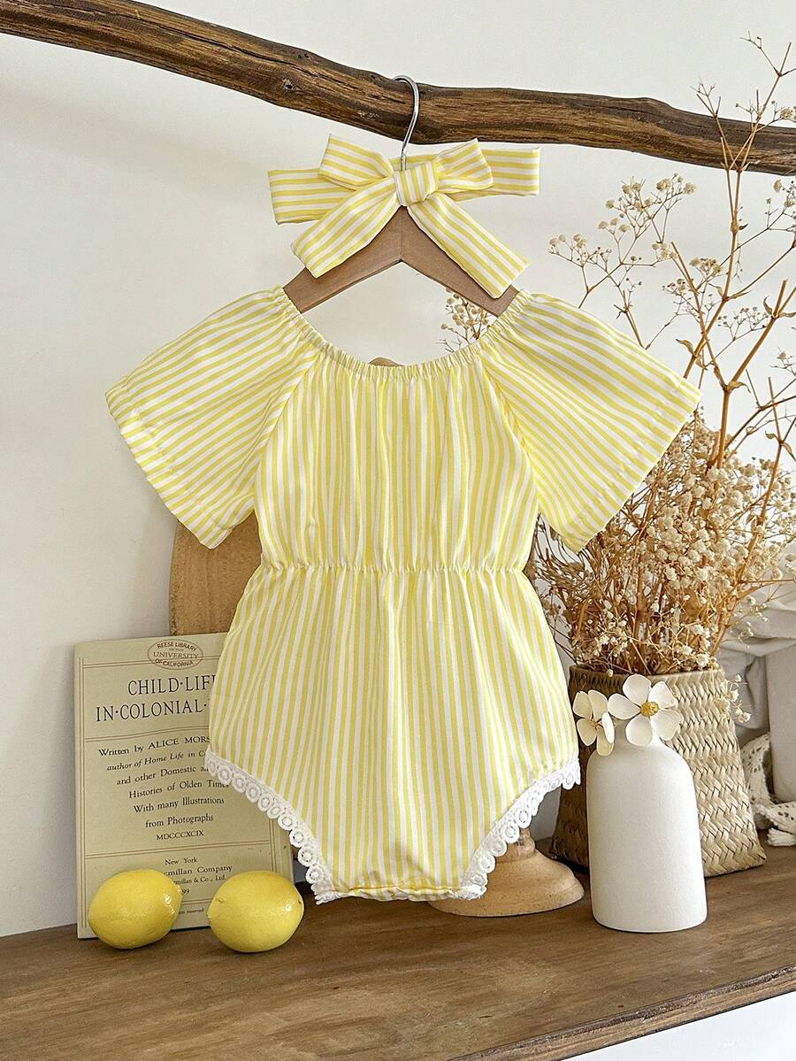 SHEIN Pelele casual de manga raglán a rayas para bebé niña