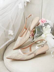 Beige 3