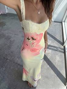 Aloruh 新款浪漫黄色渐变花卉网纱印花修身弹力性感露背紧身连衣裙，饰有蕾丝边 - 黃色 - 查看 4