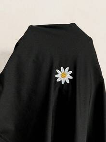 Solflare 黑色休閒大尺碼女款雛菊刺繡圓領短袖T恤 - 彩色 - 查看 7