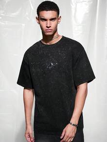 IRON GLYPH Black Minimalist Metal Star & Moon Small Logo Pattern Loose Washed T-Shirt, Suitable For Outings, School, Home, And Friend Gifts - Black - View 4