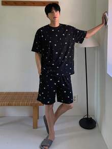 DAZY 黑色花卉印花短袖上衣和短裤男士睡衣套装 - 黑色 - 查看 1