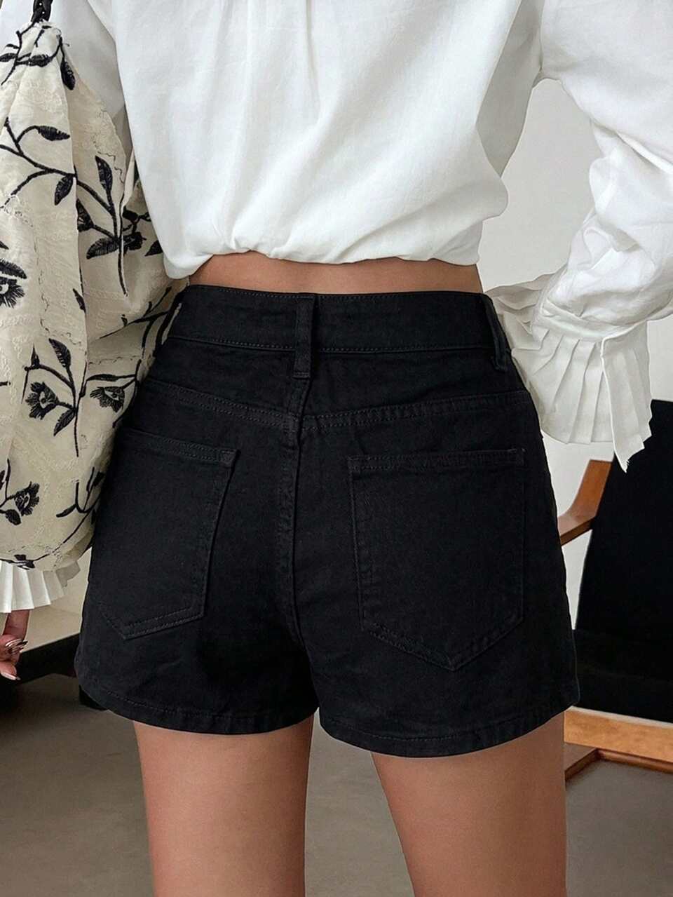 Women's Casual Solid Color Washed Shorts, Spring/Summer