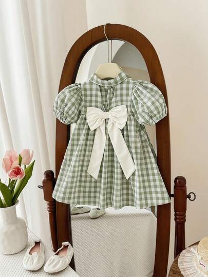 SHEIN Baby Girl Woven Collared Plaid Petal Sleeve Casual Dress
