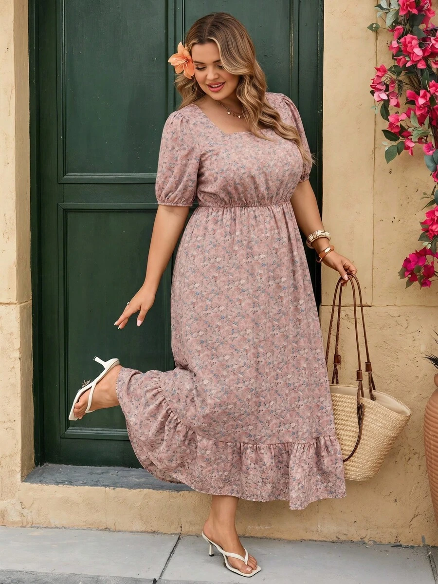 SHEIN CURVE+ Robe décontractée à manches pétales à imprimé floral pour femmes grandes tailles