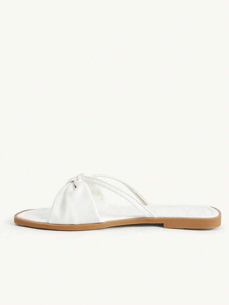 CUCCOO CHICEST Summer Soft-Bottomed Non-Slip Flip-Flops, Bow-Tied Toe Sandals, And Holiday White Slippers