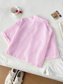 SHEIN Unity 女款藍色條紋蝴蝶刺繡寬鬆短袖短版上衣 - 彩色 - 查看 2