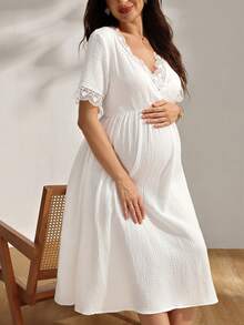 GentleRue Maternity 法式復古孕婦洋裝，棉質蕾絲拼接，V領短袖抓皺腹部設計，夏季寬鬆舒適，優雅哺乳洋裝 - 白色 - 查看 6