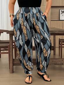 SHEIN CURVE+ Curve Plus Size Solid Color Ankle Length Pants With Pockets, Lightweight Fabric, Summer - Green - View 8