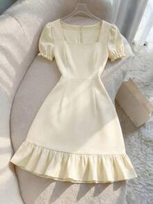 SHEIN Franclia 女士珍珠领短袖方领修身A字连衣裙，优雅纯色，适合出席宾客、宴会、生日、派对、夏秋季、约会、通勤、街头风等场合，杏色 - 杏色 - 查看 8