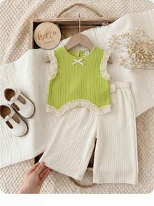 Baby Girls' Light Green Ruffle Bow Top Paired With Apricot Casual Pants, Cute Outfit For Daily, Vacation, Commute - Green - View 1