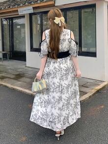 Bijouette 大尺碼黑色水墨印花露肩收腰洋裝，適合通勤、茶會、派對、婚禮賓客與約會，夏季優雅 - 黑與白 - 查看 2
