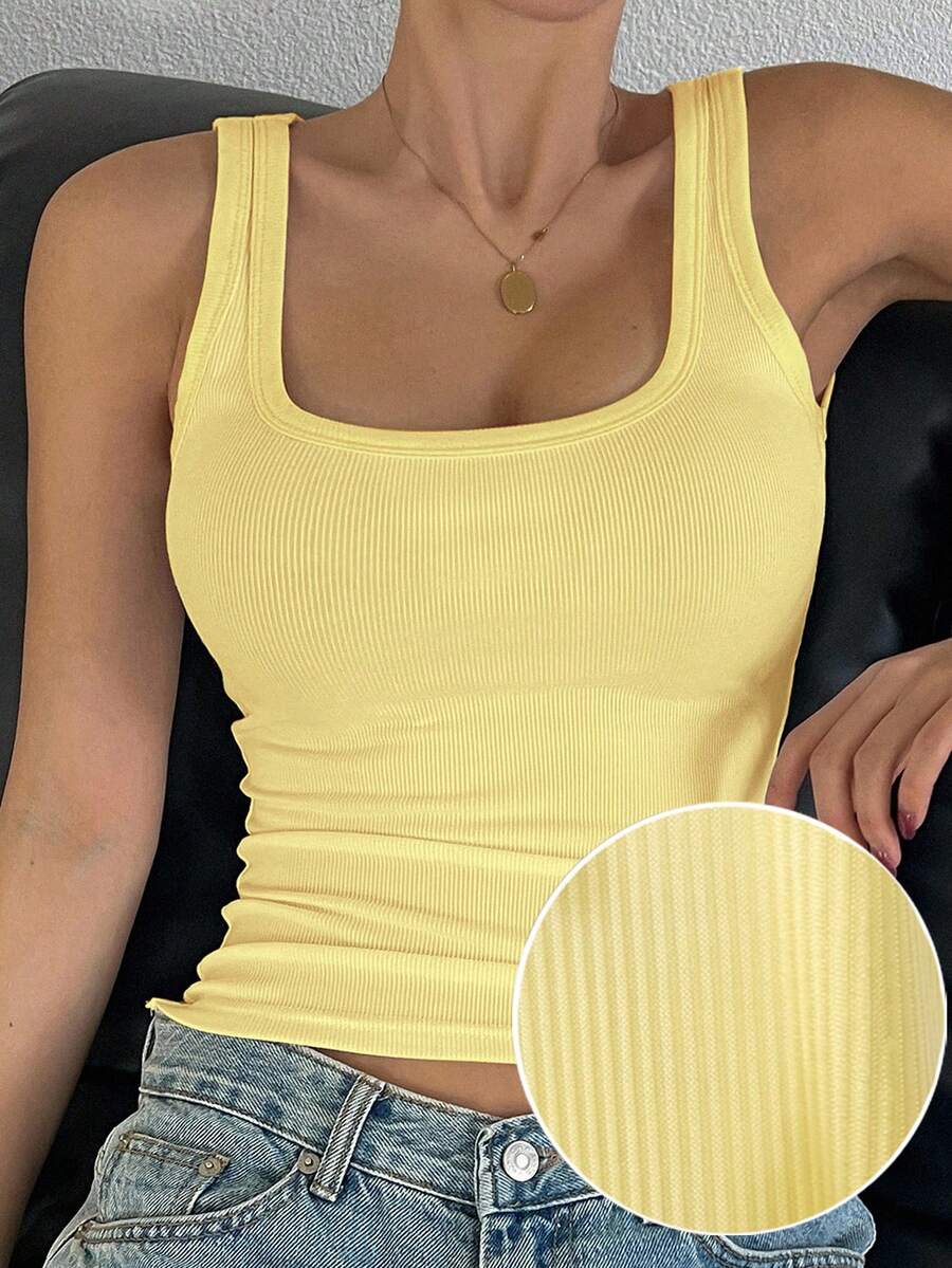 DAZY Camiseta de tirantes amarilla de verano para mujer, de cuello cuadrado acanalado, casual y versátil - Amarillo - Ver 1