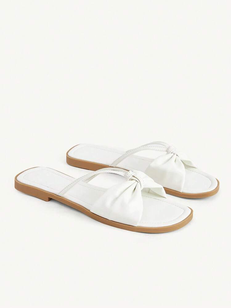 CUCCOO CHICEST Summer Soft-Bottomed Non-Slip Flip-Flops, Bow-Tied Toe Sandals, And Holiday White Slippers