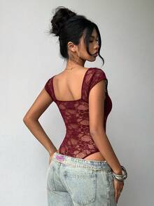Aloruh 女士蕾丝拼接连体衣，心形领口，短袖 - 酒紅色 - 查看 2