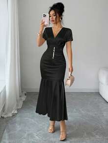 Vestido elegante y romántico de estilo francés ligero para uso diario, fiesta o citas, nuevo para primavera/verano, con decoración de perlas, dobladillo con volantes, diseño entallado de longitud media, cuello en V, unicolor, manga corta y plisado - Negro - Ver 6