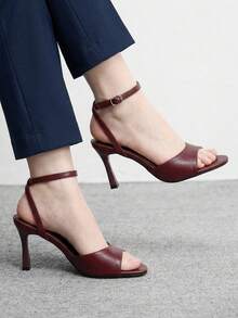 Bang Yi burgundy