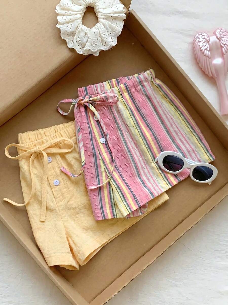 Comfortcana 2 chiếc quần short nữ 100% cotton kẻ sọc và quần short màu vàng 100% cotton, thời trang mới Xuân/Hè 2026, đồ mặc thường ngày cho nữ, phong cách Y2K những năm 2000, váy hè, kỳ nghỉ xuân, lễ tốt nghiệp xuân, tiệc cưới, kỳ nghỉ thanh lịch, kỳ nghỉ biển của nữ, quần thường ngày, ngày lễ tình nhân, lễ hội, bãi biển, kỳ nghỉ, mặc nhà thoải mái, đường phố, trường đại học, quần thường ngày phong cách vintage Mỹ. - Nhiều màu - Xem 1