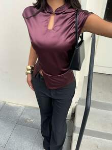 Aloruh 女款優雅新中式鈕扣開襟立領修身襯衫，純白色上衣 - 酒紅色 - 查看 5