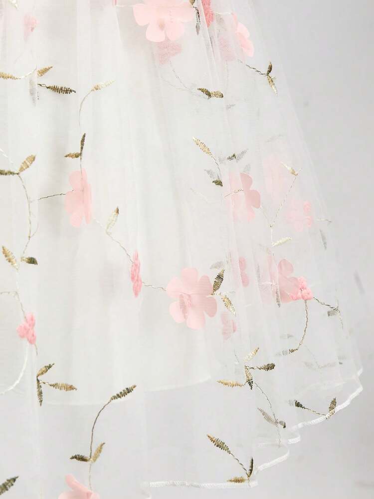 SHEIN Glamorique Kids 少女優雅迷人粉色可愛泡泡袖收腰奢華雙層刺繡網紗蓬蓬裙 - 白色 - 查看 4