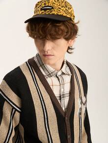 Limitiso Casual Khaki And Black Striped Men's Cardigan Short Knitwear Long Sleeve Button Front V-Neck Sweater - Khaki - View 4