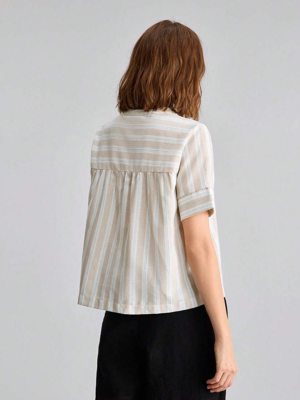 2026 SS Women's Blue And White Stripe Short Sleeve Blouse, Loose Fit Design, Comfortable Casual Wear, Suitable For Teacher's Day, Office, Summer