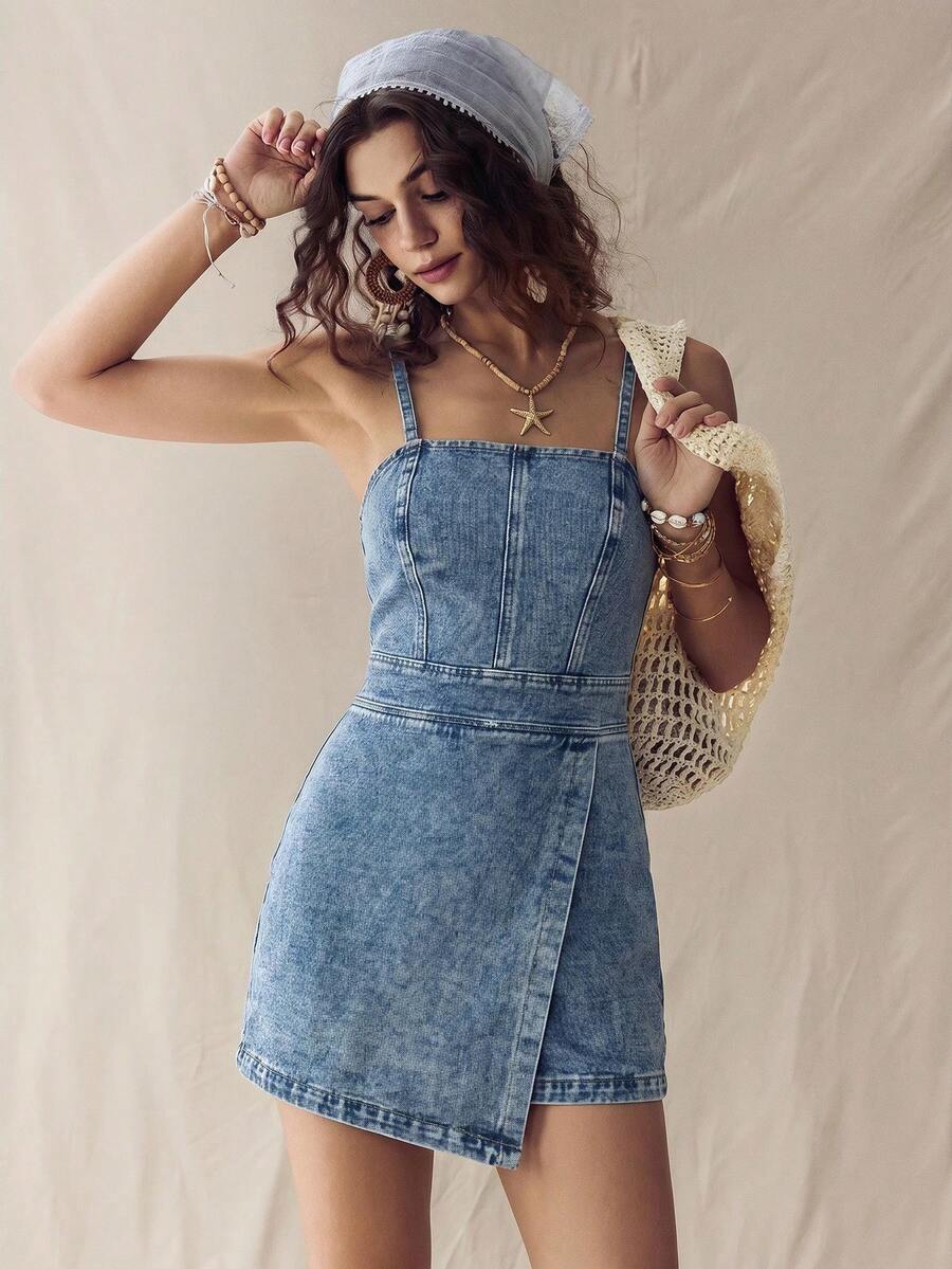 SHEIN PETITE PETITE 女式吊带牛仔裹身迷你连衣裙，休闲夏季日常连衣裙 - 中等水洗藍 - 查看 1
