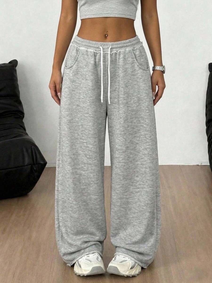 SHEIN Pantalones de chándal de cintura media cómodos y minimalistas con cordón decorativo de contraste de color para niñas preadolescentes, otoño/invierno - Gris - Ver 1