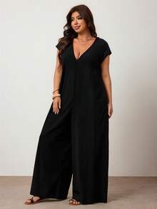 Enliva Jumpsuit Katun Hitam Ukuran Besar dengan Leher V Longgar dan Saku - Hitam - View 7