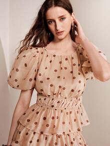 SHEIN Zanirela 女款圓領波點短花瓣袖時尚上衣 - 杏色 - 查看 4