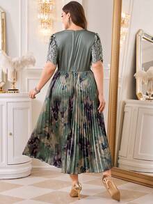 Reflora Plus Size Round Neck Raglan Short Sleeve Pleated Dress, Elegant Summer Fashion - Green - View 3