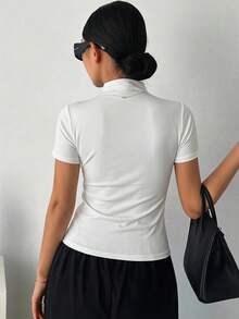 DAZY Kaos Dalam Wanita Lengan Pendek Kerah Tinggi Warna Polos - Putih - View 4