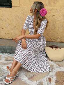 SHEIN PariChic Women's Summer Vacation All-Over Print Overlap Collar Short Sleeve Dress White Floral Boho - White - View 5