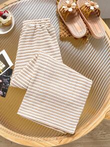Quần ống rộng phong cách vintage cho bé gái, họa tiết báo đen ôm dáng, thiết kế ống rộng, dáng suông côn, cạp chun và dây rút, phong cách thường ngày đa năng, phù hợp mặc đi chơi và mùa tựu trường - Nhiều màu - Xem 2