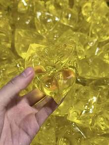 POKOJA LAND 柔軟蜂蜜起司方形壓力緩解玩具，超柔軟仿真起司捏捏樂，成人趣味感官紓壓玩具，適合生日節日禮物 - 黃色 - 查看 3
